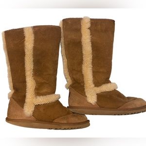 UGG Sundance style brown boots size 6 winter snow boots trendy